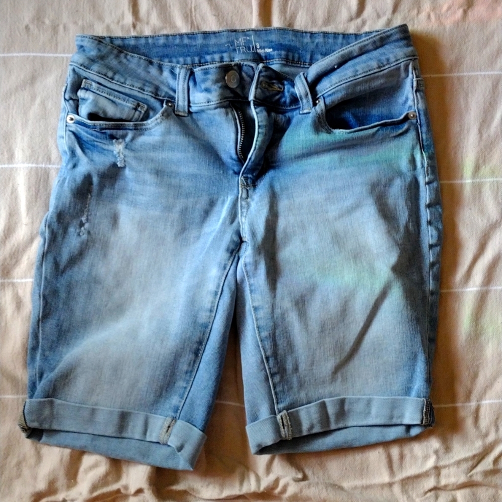Midrise blue jean shorts